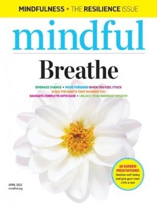 کتاب مجله انگلیسی مایندفول Mindful - April 2022